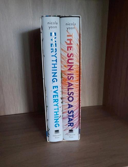 Engelstalige boeken Nicola Yoon, Boeken, Kinderboeken | Jeugd | 13 jaar en ouder, Zo goed als nieuw, Ophalen of Verzenden
