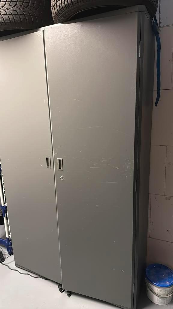 Gispen kast metaal, Huis en Inrichting, Kasten | Roldeurkasten en Archiefkasten, Gebruikt, 150 tot 200 cm, 50 tot 100 cm, 25 tot 50 cm