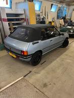 Gezocht Hoedenplank Peugeot 205 CT, Auto-onderdelen, Interieur en Bekleding, Ophalen of Verzenden