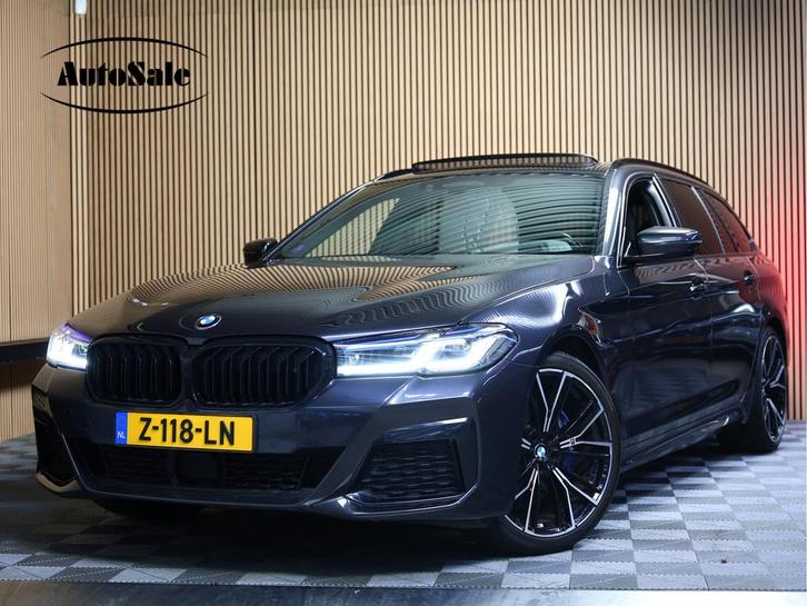 AVM BMW 5-serie Touring 530i xDrive M-Sport PANO HUD ACC CAM, Auto's, BMW, Bedrijf, Te koop, 5-Serie, 4x4, ABS, Achteruitrijcamera