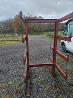 Stalen Frames voor Stelling, Ophalen