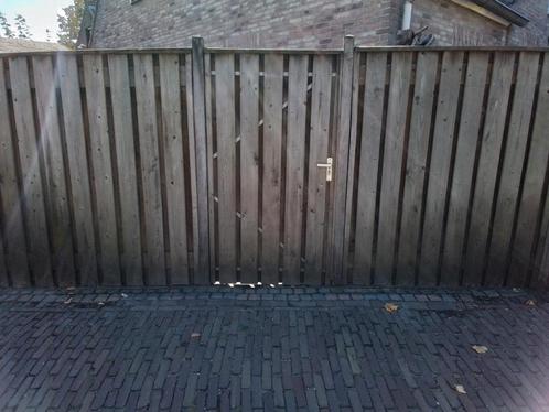 Stevige geimpregneerde schutting van 4 panelen, en een poort, Tuin en Terras, Schuttingen, Gebruikt, Hout, Ophalen
