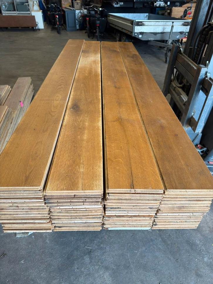 Eiken vloer 32 m2 massieve vloerdelen 22 cm breed 2 cm dik, Doe-het-zelf en Verbouw, Vloerdelen en Plavuizen, Gebruikt, Vloerdelen of -planken