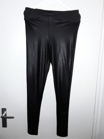 Enjoy Leather Look Legging Broek Met Rekbare Band Maat S beschikbaar voor biedingen