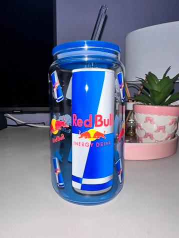 Redbull beker beschikbaar voor biedingen