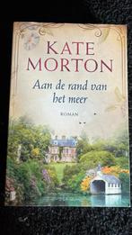 Kate Morton - Aan de rand van het meer, Kate Morton, Ophalen of Verzenden, Zo goed als nieuw, Nederland