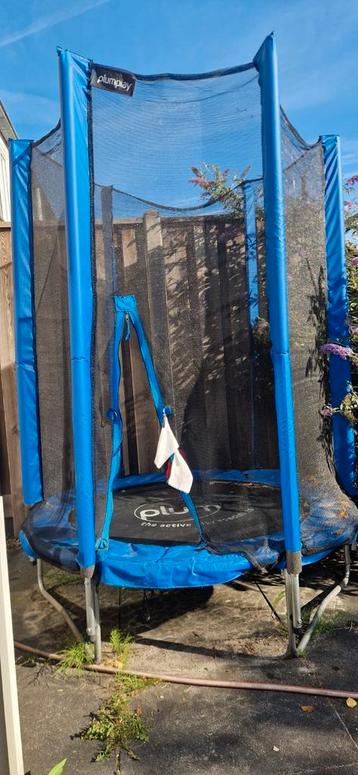 Mooie trampoline beschikbaar voor biedingen
