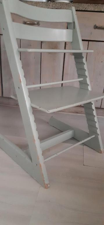 Tripp-Trapp Kinderstoel, die ontzettend fijne stoel die je l beschikbaar voor biedingen