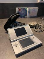 Nintendo DS Lite | 6 spellen + oplader + hoesje | Krasvrij, Spelcomputers en Games, Spelcomputers | Nintendo DS, Ophalen of Verzenden