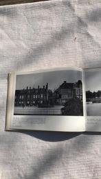 's - Gravenhage Gephotographeerd Tusschen de jaren 1860 - 18, Boeken, Ophalen of Verzenden, 20e eeuw of later, Gelezen