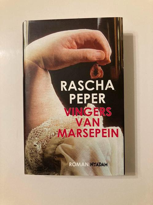 Rascha Peper - Vingers van marsepein (hardcover), Boeken, Literatuur, Zo goed als nieuw, Ophalen of Verzenden