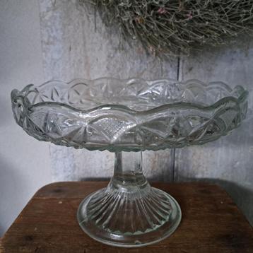 Oude glazen étagère taartschaal schaal op voet *Etage3* beschikbaar voor biedingen