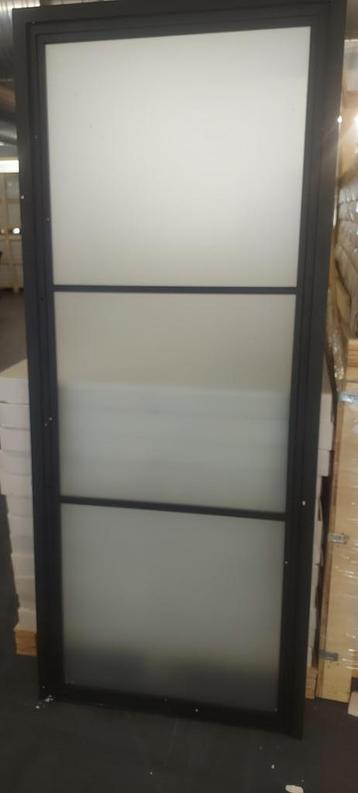 Stalen Schuifdeur - 3 vaks - Mat glas - linksdraaiend beschikbaar voor biedingen