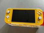 Switch Lite, Ophalen of Verzenden, Zo goed als nieuw, Zonder controller, Switch Original