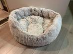 Honden / katten zacht fluffy mand nieuw, Dieren en Toebehoren, Hondenmanden, Ophalen of Verzenden, Nieuw, Pluche