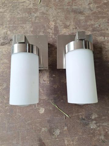 2 wandlampjes beschikbaar voor biedingen