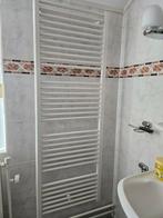 Badkamer radiator kleur pergamon, Ophalen, Radiator, Minder dan 60 cm, Zo goed als nieuw