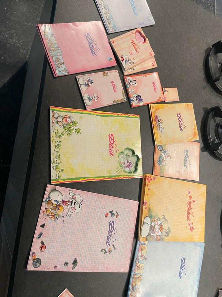 Diddle - collectie - diddle is weer helemaal populair, Verzamelen, Diddl, Zo goed als nieuw, Papier, Kaart of Schrift, Ophalen