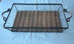 vintage dienblad ijzer met riet, Ophalen of Verzenden, Gebruikt, Rechthoekig, Overige materialen