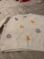 Wit trui met bloemjes maat 128, Kinderen en Baby's, Babykleding | Maat 86, Ophalen of Verzenden, Zo goed als nieuw, Meisje, Truitje of Vestje