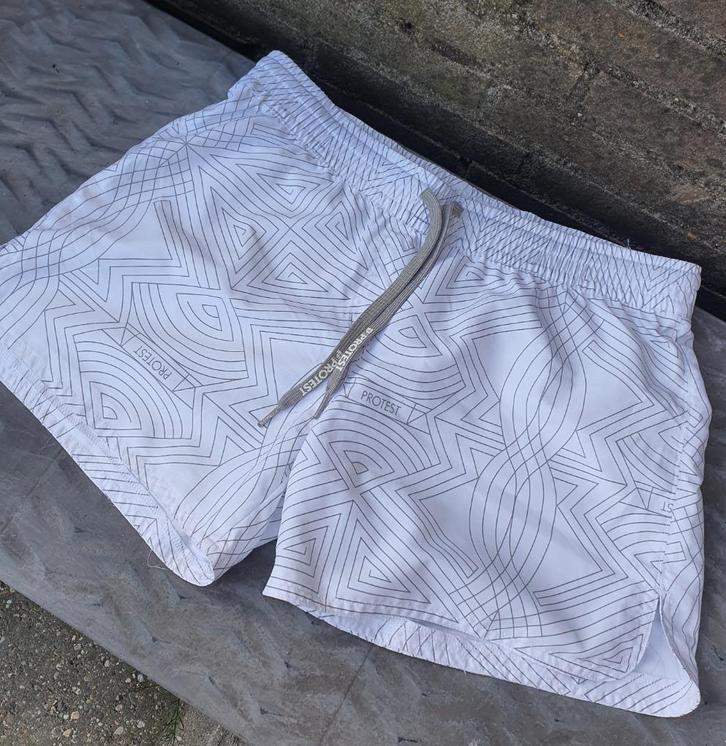 Mooie Wit met Grijze Lijnen Protest Zwemshort Maat L, Kleding | Heren, Badmode en Zwemkleding, Wit, Ophalen of Verzenden