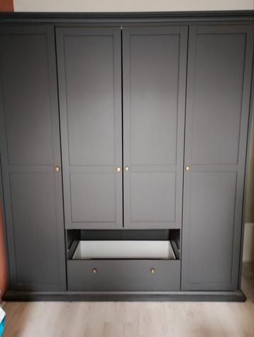 Grote kledingkast Amber Leenbakker (200,6 x 181 x 60,5) beschikbaar voor biedingen