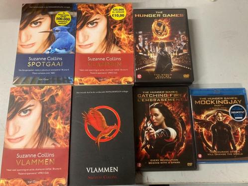 T.K. Nog 2 boeken van de Hungergames Suzanne Collins, Boeken, Fantasy, Gelezen, Ophalen of Verzenden