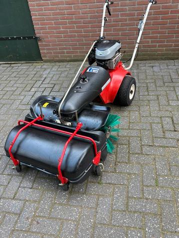Tielburger veegmachine TK 38 met vangbak 3 versnellingen. beschikbaar voor biedingen