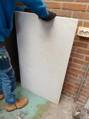 Marmer, jaren 20 van een wastafel beschikbaar voor biedingen