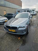 BMW 5-Serie 520i 260pk Aut. 2013 Grijs, Achterwielaandrijving, 4 cilinders, 2000 kg, Origineel Nederlands