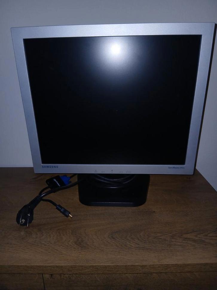 Samsung SyncMaster 913V - 19 inch LCD monitor, Computers en Software, Monitoren, Gebruikt, 60 Hz of minder, VGA, TN, Overige resoluties