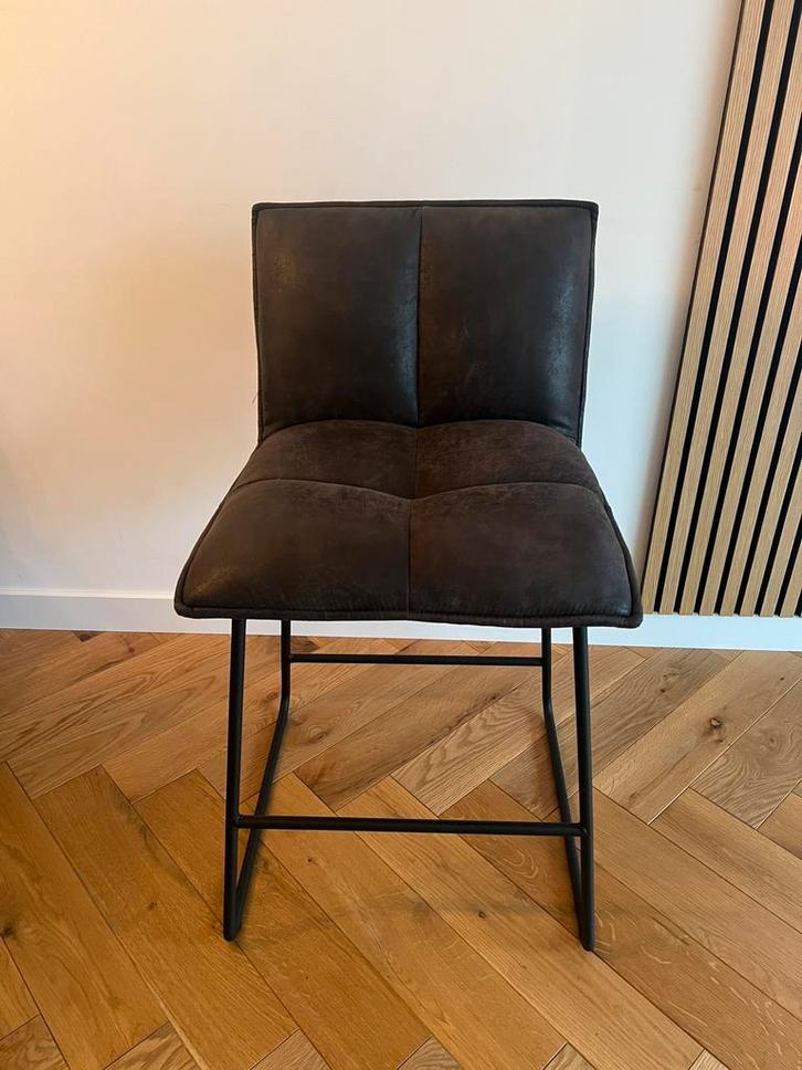 Te koop 2stuks Barstoelen., Huis en Inrichting, Barkrukken, Zo goed als nieuw, 60 tot 90 cm, 2 krukken, Ophalen