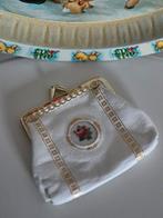 Brocant wit leren portemonneetje, knipbeursje, 'roosje', Ophalen, Wit