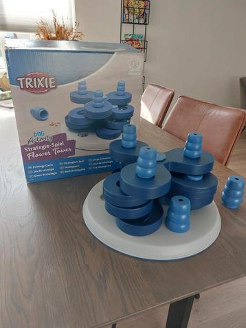 Trixie Flower Tower hondenpuzzel beschikbaar voor biedingen