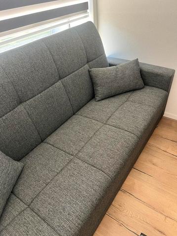 Slaapbank beschikbaar voor biedingen