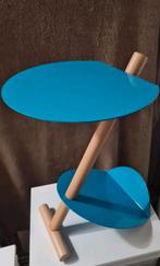 bijzet of lectuur tafeltje azuur blauw, Minder dan 55 cm, Metaal of Aluminium, Rond, Zo goed als nieuw
