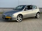 Alfa Romeo 147 1.6 T.Spark Progression (INRUILKOOPJE), Auto's, Alfa Romeo, Voorwielaandrijving, Stof, Gebruikt, Zwart