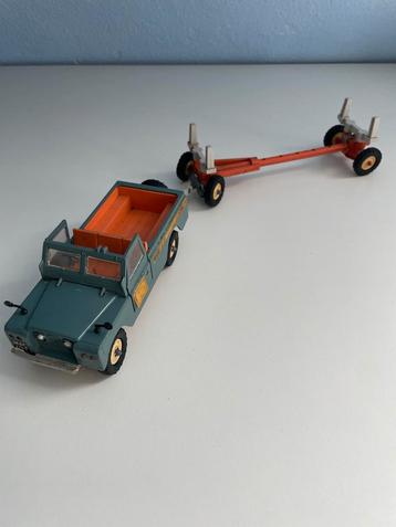 Vintage Land Rover Set - Speelgoedauto met Aanhanger beschikbaar voor biedingen