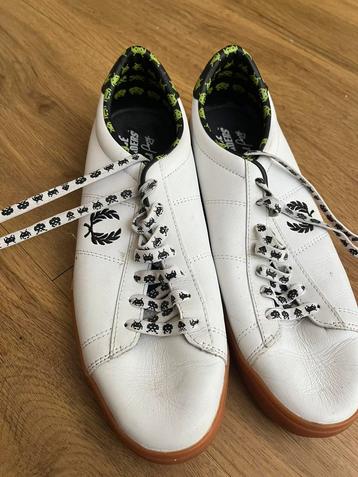 Fred Perry space invaders special edition EU 43 beschikbaar voor biedingen
