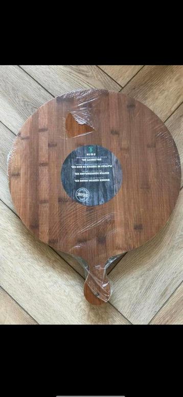 Nieuwe houten serveerplank XXL 42 cm