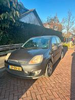 Ford Fiësta 2007 Grijs, Nieuwe Apk tot 16 januari 2027, Auto's, 1299 cc, 40 €/maand, 4 cilinders, Origineel Nederlands