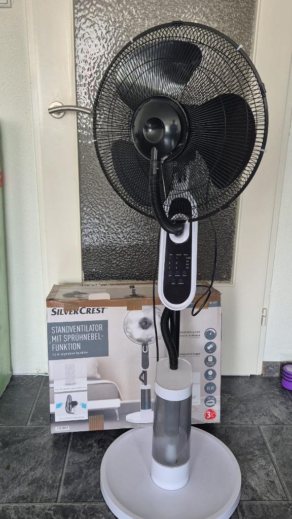 SilverCrest ventilator met nevel-functie – Zo goed als nieuw, Witgoed en Apparatuur, Airco's, Zo goed als nieuw, Staande ventilator