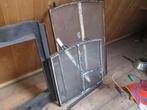 2 Oude gietijzeren dakramen, Ophalen, Gebruikt, Minder dan 80 cm, Minder dan 80 cm