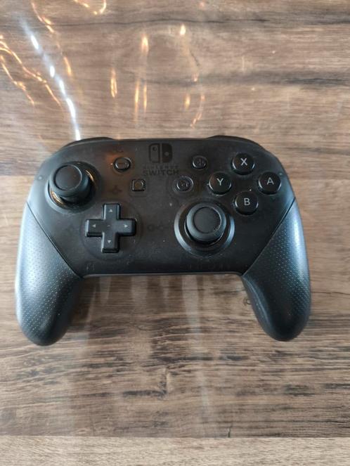 Nintendo Switch Pro controller, Spelcomputers en Games, Spelcomputers | Nintendo Consoles | Accessoires, Zo goed als nieuw, Switch