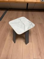 Stijlvolle bijzettafel met marmerlook blad, Huis en Inrichting, Kunststof, Ophalen of Verzenden, Zo goed als nieuw, Eén
