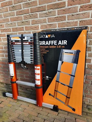 Aanbieding Nieuwe Batavia Telescopische Ladder 3.81 € 195,00 beschikbaar voor biedingen