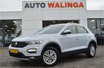Volkswagen T-Roc 1.5 TSI Business Carplay | Adaptive Cruise, Voorwielaandrijving, Stof, Euro 6, 4 cilinders