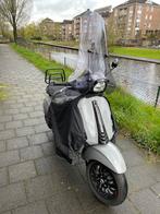 Vespa sprint 2019, Fietsen en Brommers, Scooters | Vespa, Maximaal 25 km/u, Benzine, 50 cc, Ophalen of Verzenden