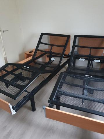 Auping deelbaar smart base zgan 2 M 160x200 beschikbaar voor biedingen