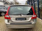 Volvo V70 2.5FT Momentum Automaat 230PK !- ! ACTIE PRIJS !-, Gebruikt, Zwart, Bruin, Leder en Stof